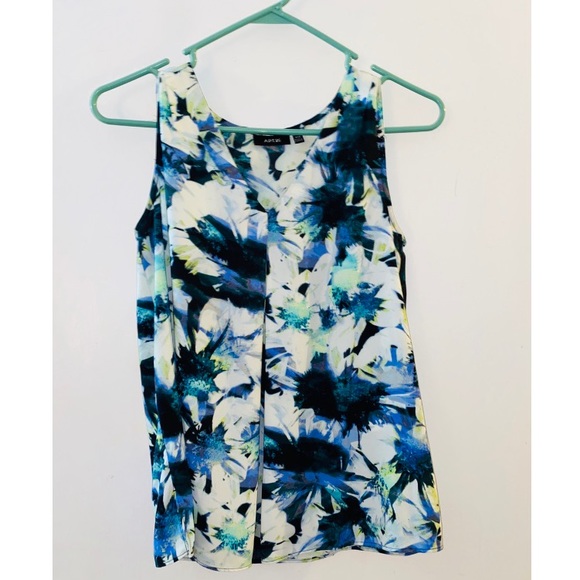 Apt 9-Floral sleeveless blouse - Picture 2 of 2